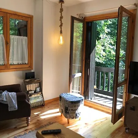Apartament Bpirineos-la Casita Del Rebeco *