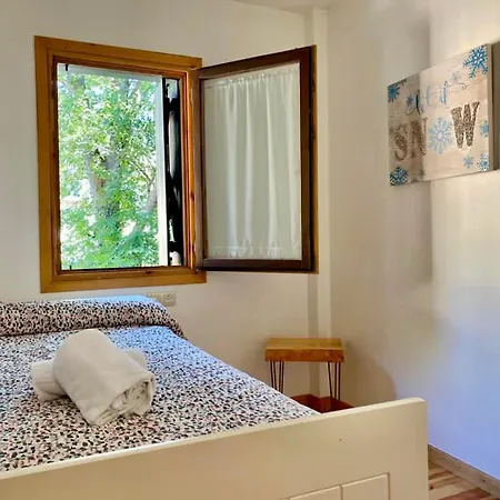 Bpirineos-la Casita Del Rebeco Lejlighed Benasque